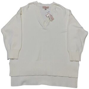 NWT Women’s Philosophy Cream White V-Neck Sweater